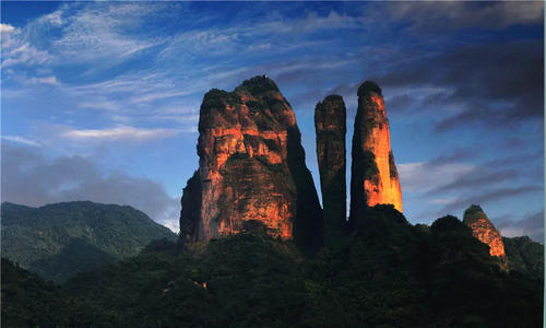 美丽的姜兰山