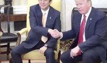 那有力的一握手