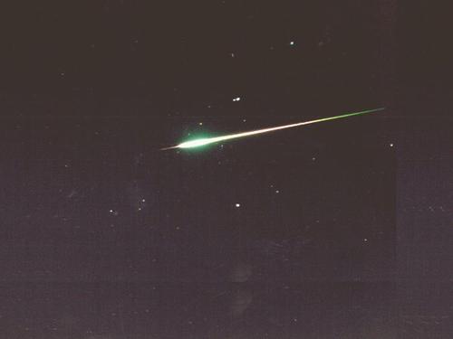 每月和星星