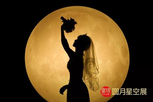 我脸上泪水。