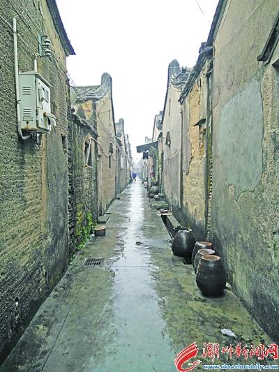 小巷的生活轻轻地散步。