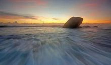 天空中那个不屈的身影