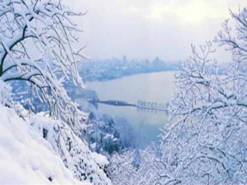 阅读后“湖心亭”