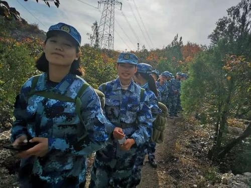 不同的军事训练