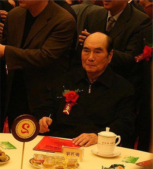 揭示强势