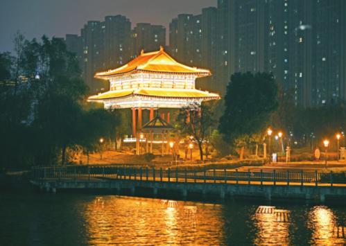 美丽的龙盘河公园
