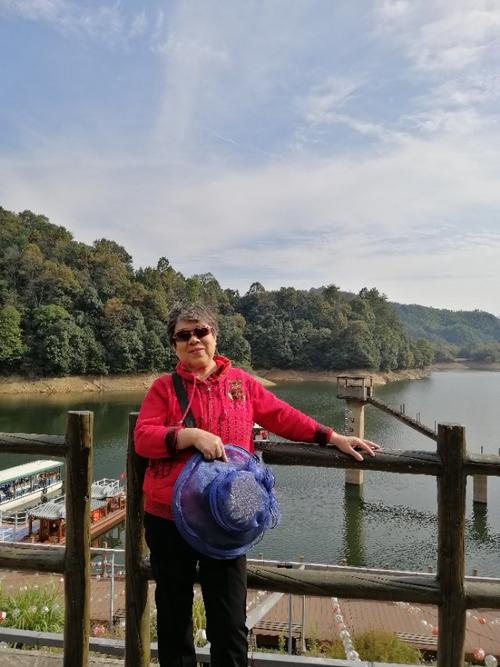 旅游九花天池