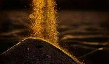 有情怀的人，总是自带光芒