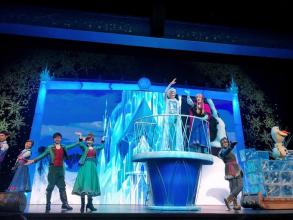 就像水年一样，你伴有你