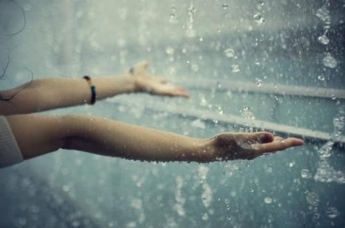 暴雨