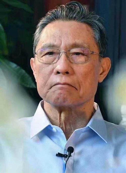 我在想我的祖父。