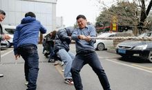 那是一次拔河的尝试