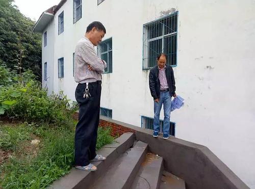 温暖在雨中