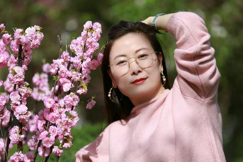 进入春天的拥抱