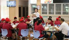 感动校园人物食堂阿姨