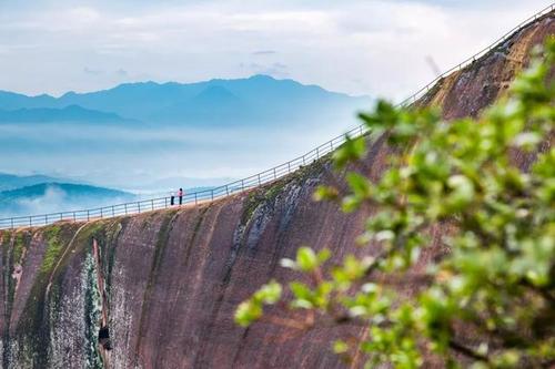 普通英雄是世界上最美丽的风景