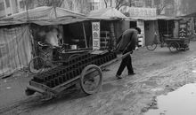 烤地瓜的老奶奶