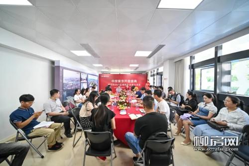 流行病下的温暖就像烈日一样