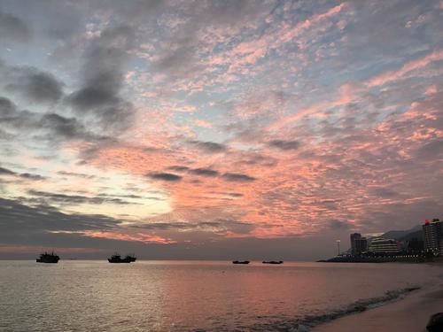 夕阳仍旧