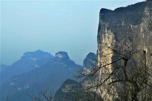 走来走去是山顶
