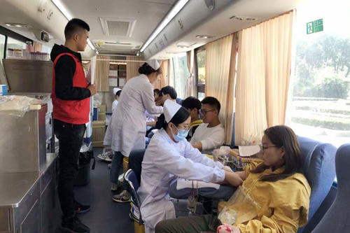 爱是教师和学生的感受