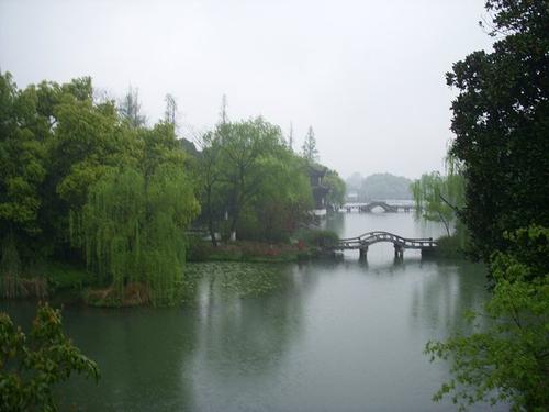 热情最糟糕的雨
