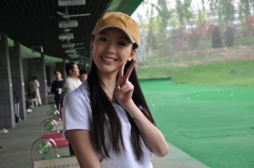 一个活泼的女孩
