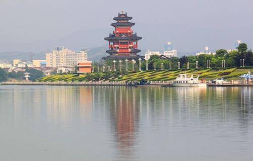 我和南明湖约会约会。