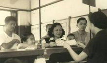 且留三尺与人行