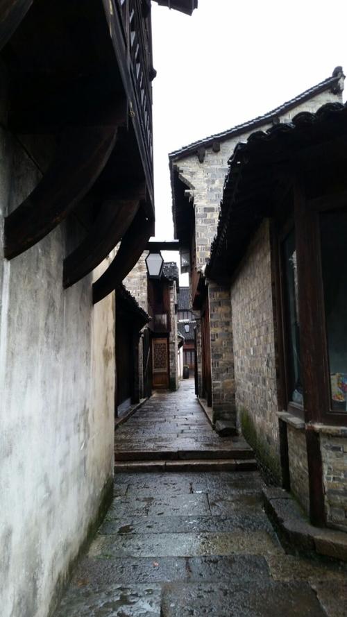 面对巷子