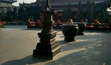 山高水深源于其静