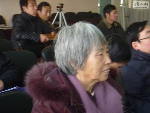 奶奶，你让我搬家