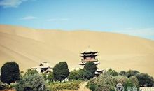 鸣沙山月牙泉之行