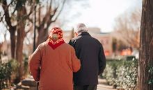 给贫困山区的孩子捎去一份爱