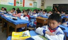 爸爸去开家长会