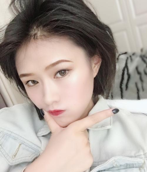 女孩和长发故事