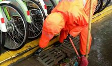 我读懂了风雨中的守护