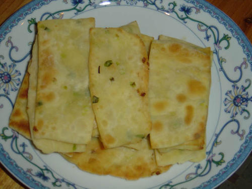 我学会了做洋葱油馅饼。