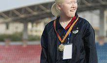 意志顽强的残疾儿童