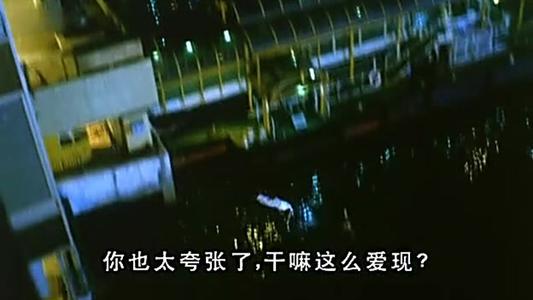 在温暖的阳光下沐浴釉面岁月