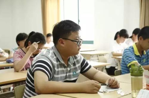小赵，无法形容