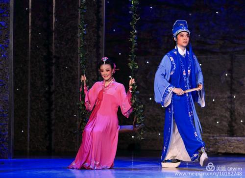 Huangmei歌剧院的家乡
