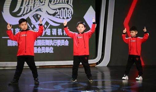 我们班上的街头舞蹈