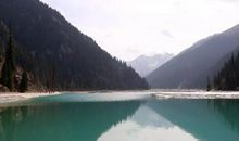 多姿多彩的玉湖