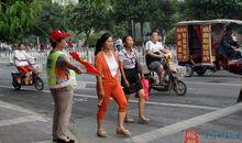 妈妈是一道靓丽的风景线