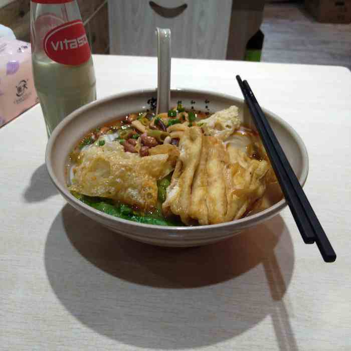 品尝蜗牛粉
