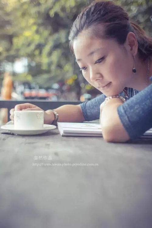爸爸，请听听我的声音。