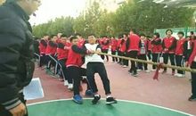 拔河比赛场面描写