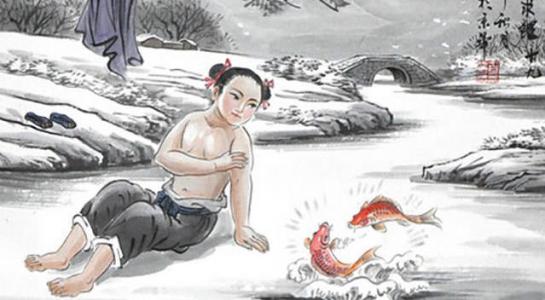 王翔躺在冰上换鲤鱼