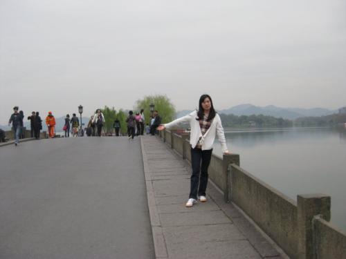 春天旅游西湖